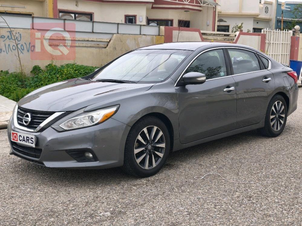 نيسان ألتيما